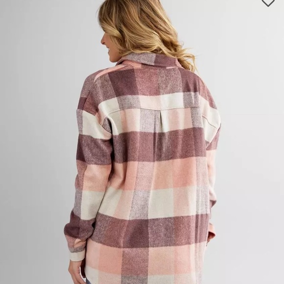 BKE Checkered Plaid Brushed Knit Shacket - Picture 3 of 6